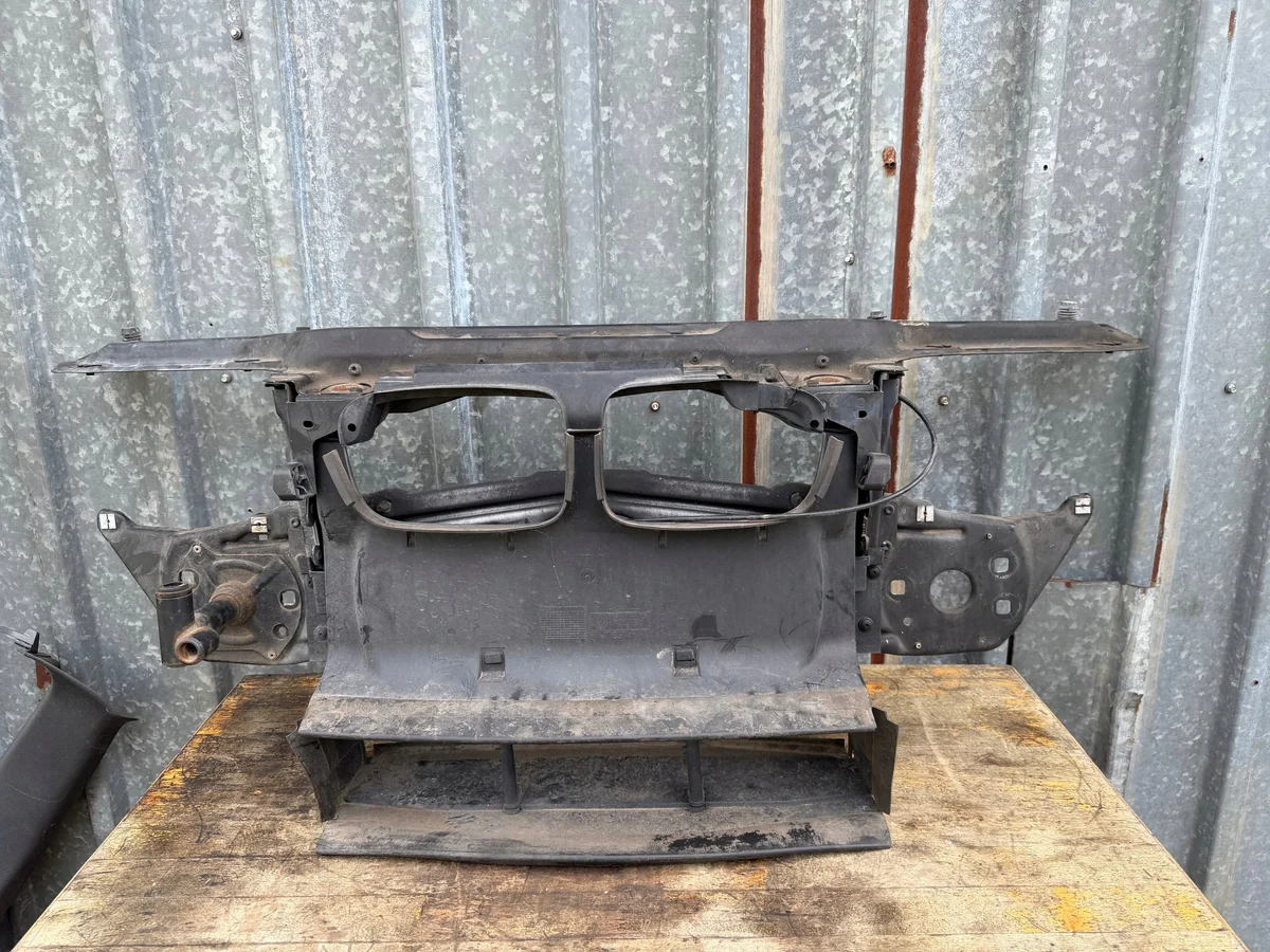 Etupalkki BMW 3 E46 51718268377 image 3