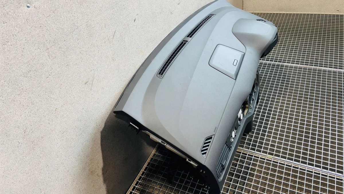 2016 VW Golf Sportsvan Instrumentbräda 518857003 image 5