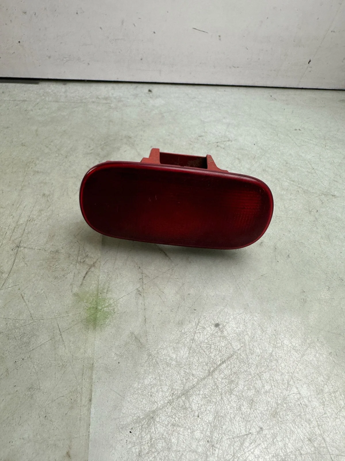 Stoppljus Renault Master DCI 7700352940