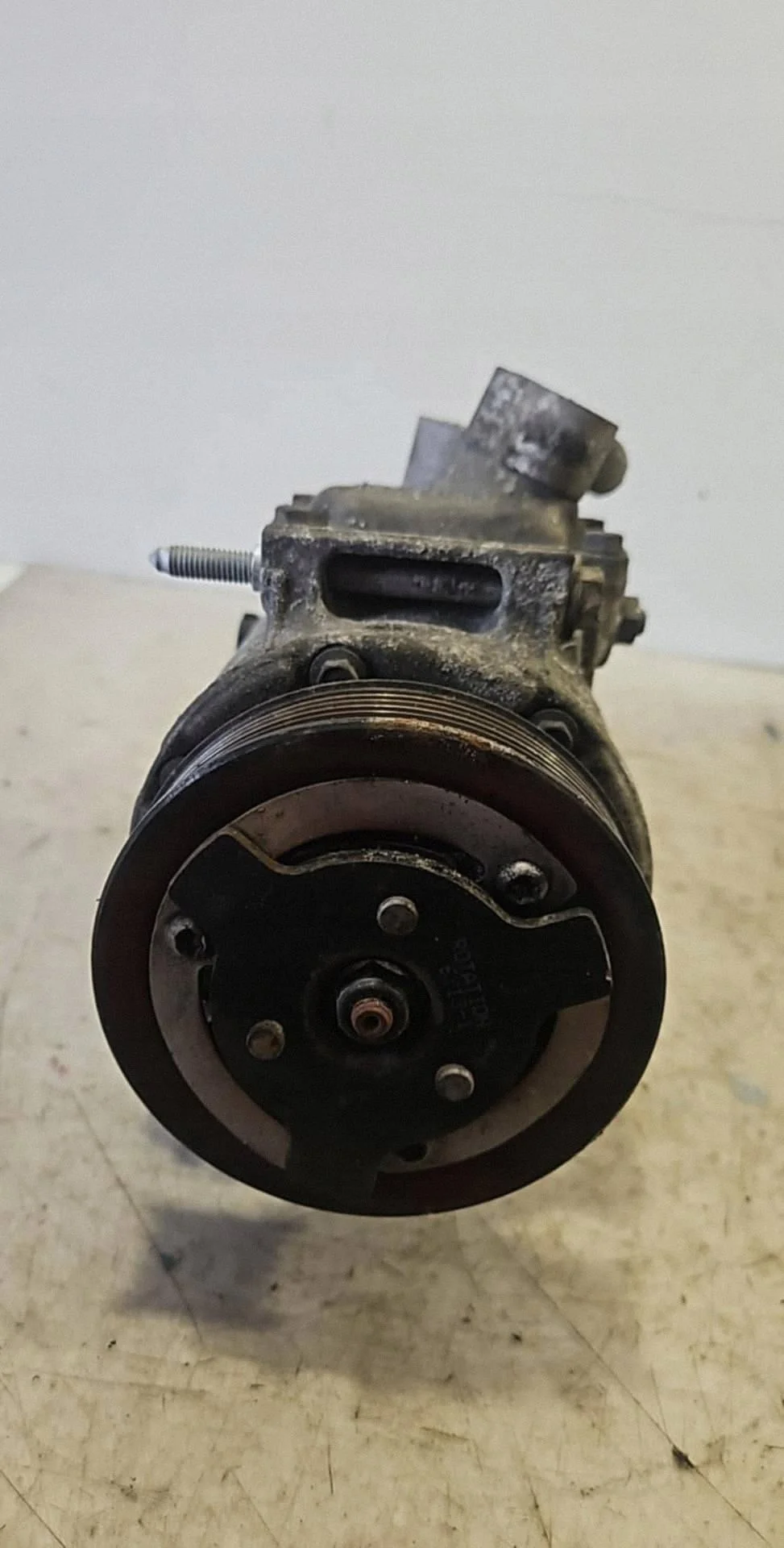 Compresseur clim Mazda 6 1K0820859F
