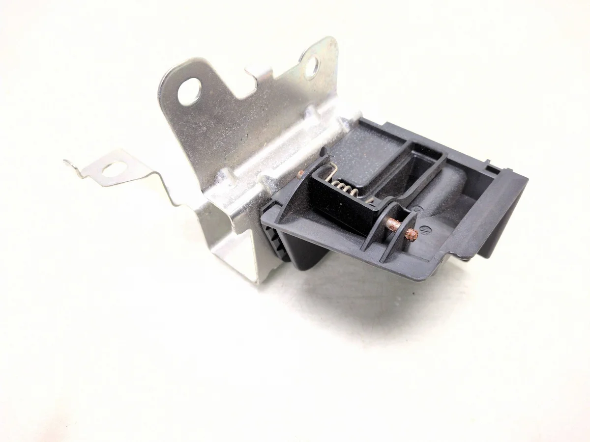 BMW X5 G05 2019 Rollo Befestigung 7438267 image 3
