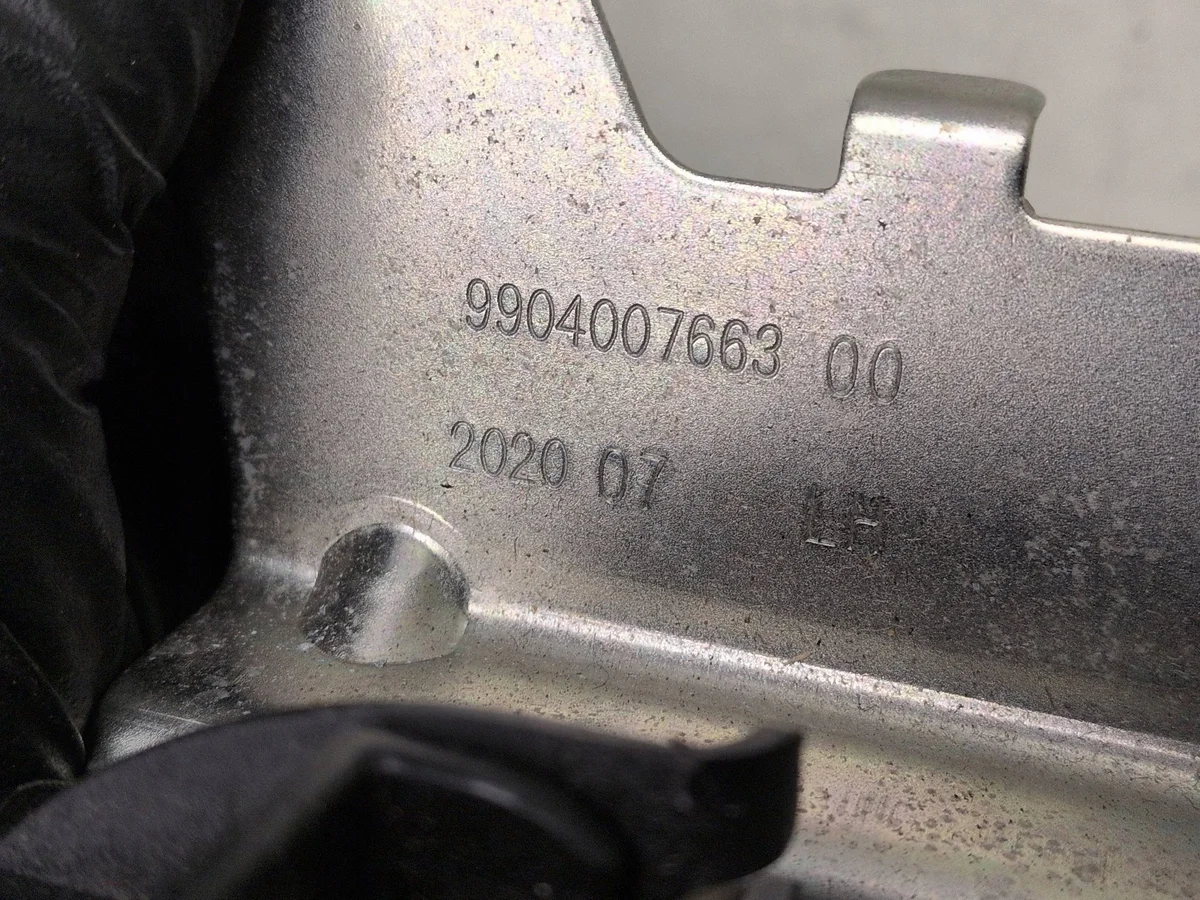 BMW X5 G05 2019 Rollo Befestigung 7438267 image 7