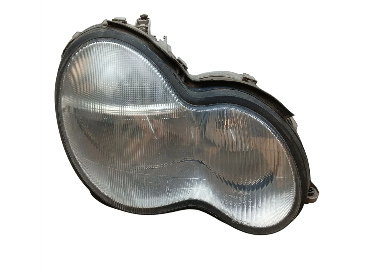 Faro Derecho Mercedes C W203 (00-03) A2038200261