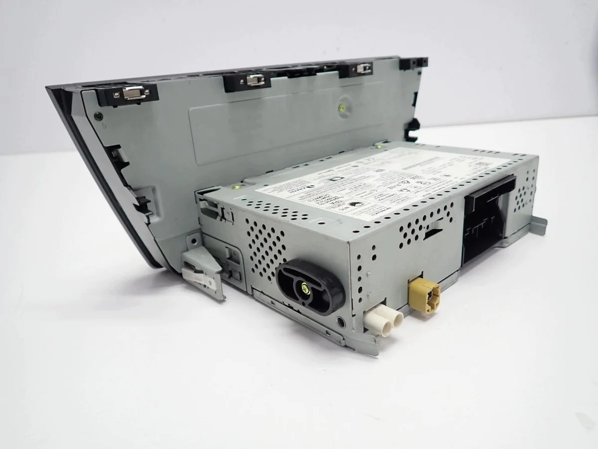 Radio Skoda Fabia III 6V0035871J image 4