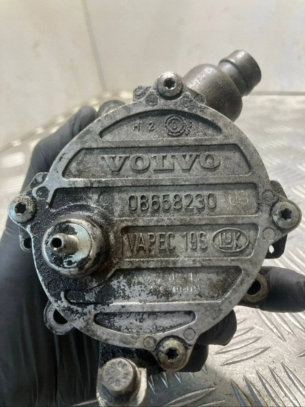 Volvo V70 2002 Unterdruckpumpe VAPEC19S image 6
