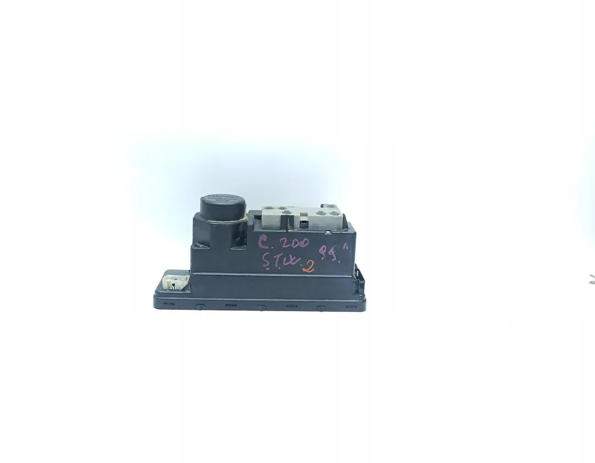 Central Locking Pump Mercedes E-Class W210 Used image 2