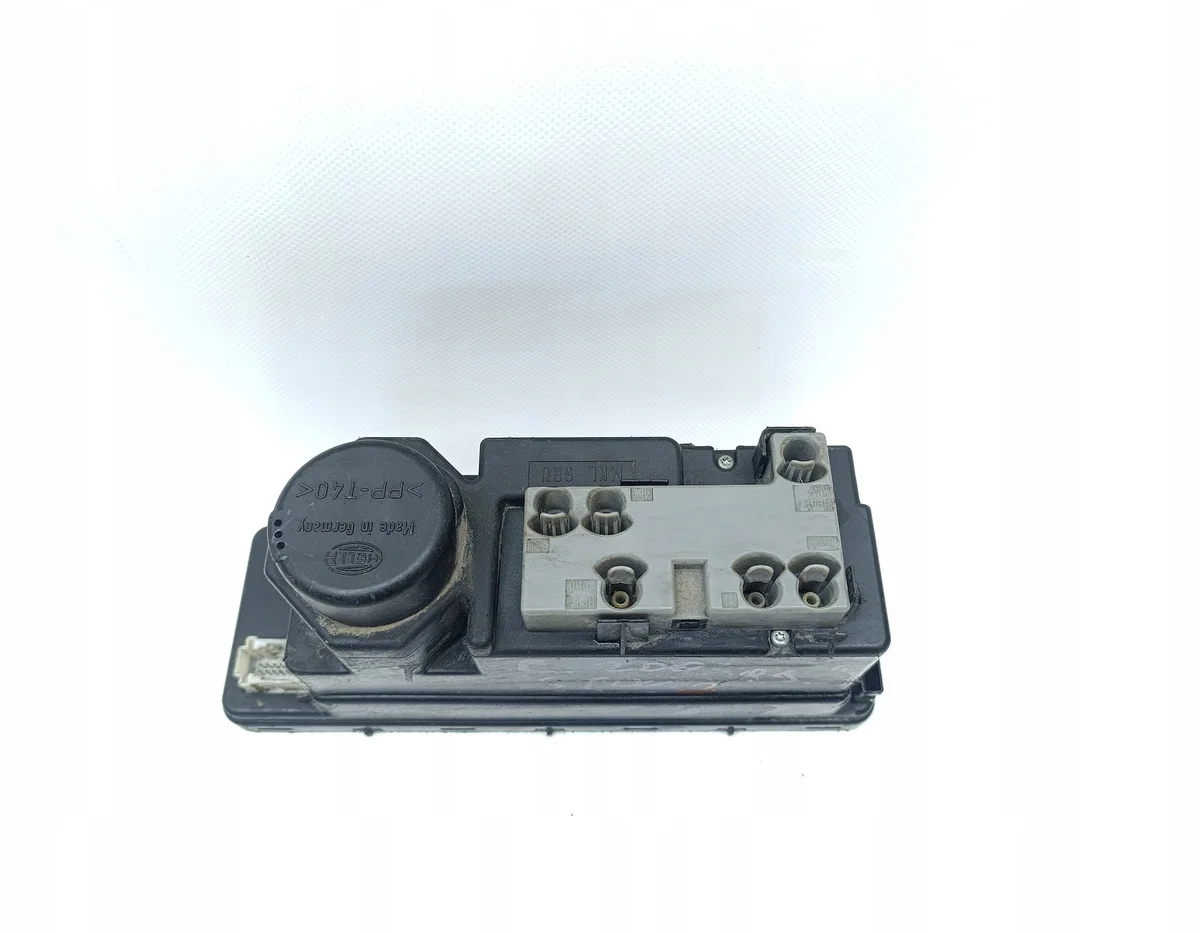 Central Locking Pump Mercedes E-Class W210 Used image 3