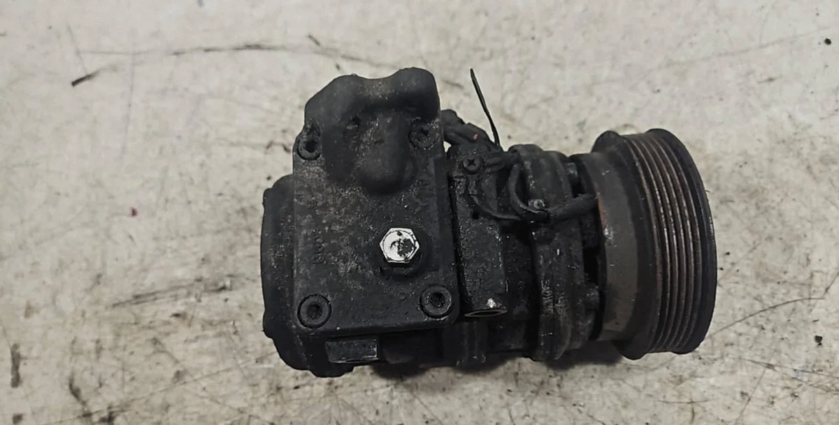 Compresor A/C Kia Sportage 162501800K image 4