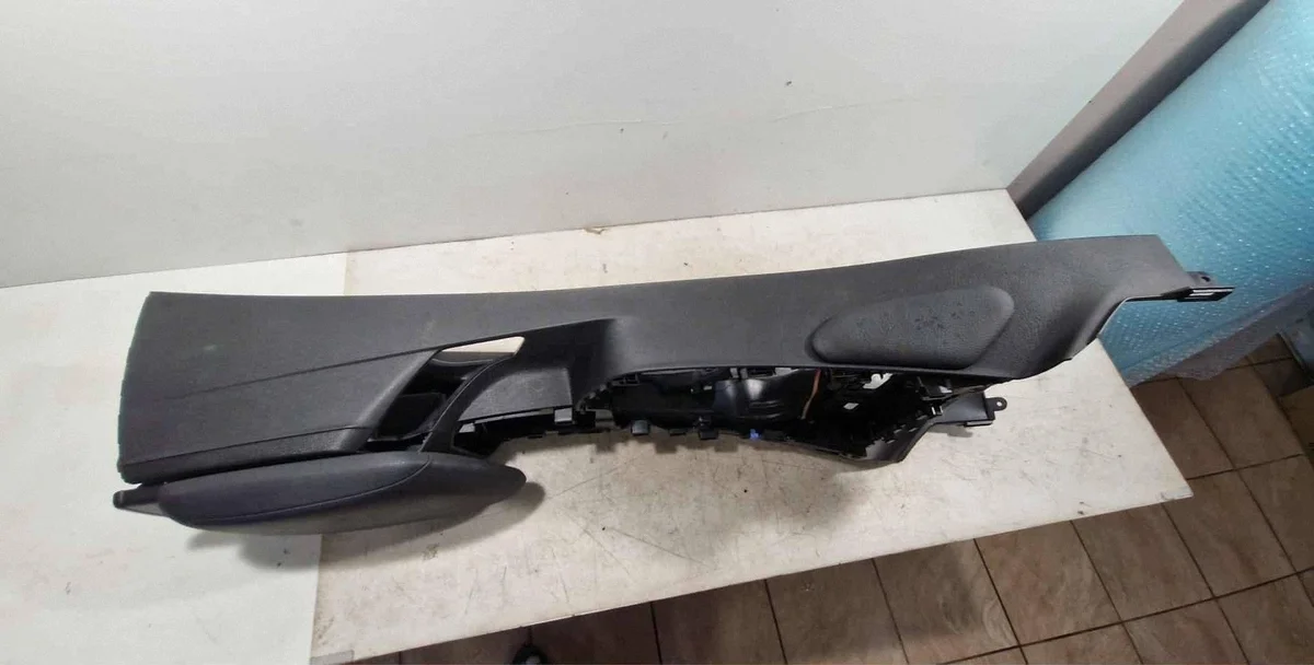 Mittelarmlehne BMW 1 F20 F21 159277 image 3