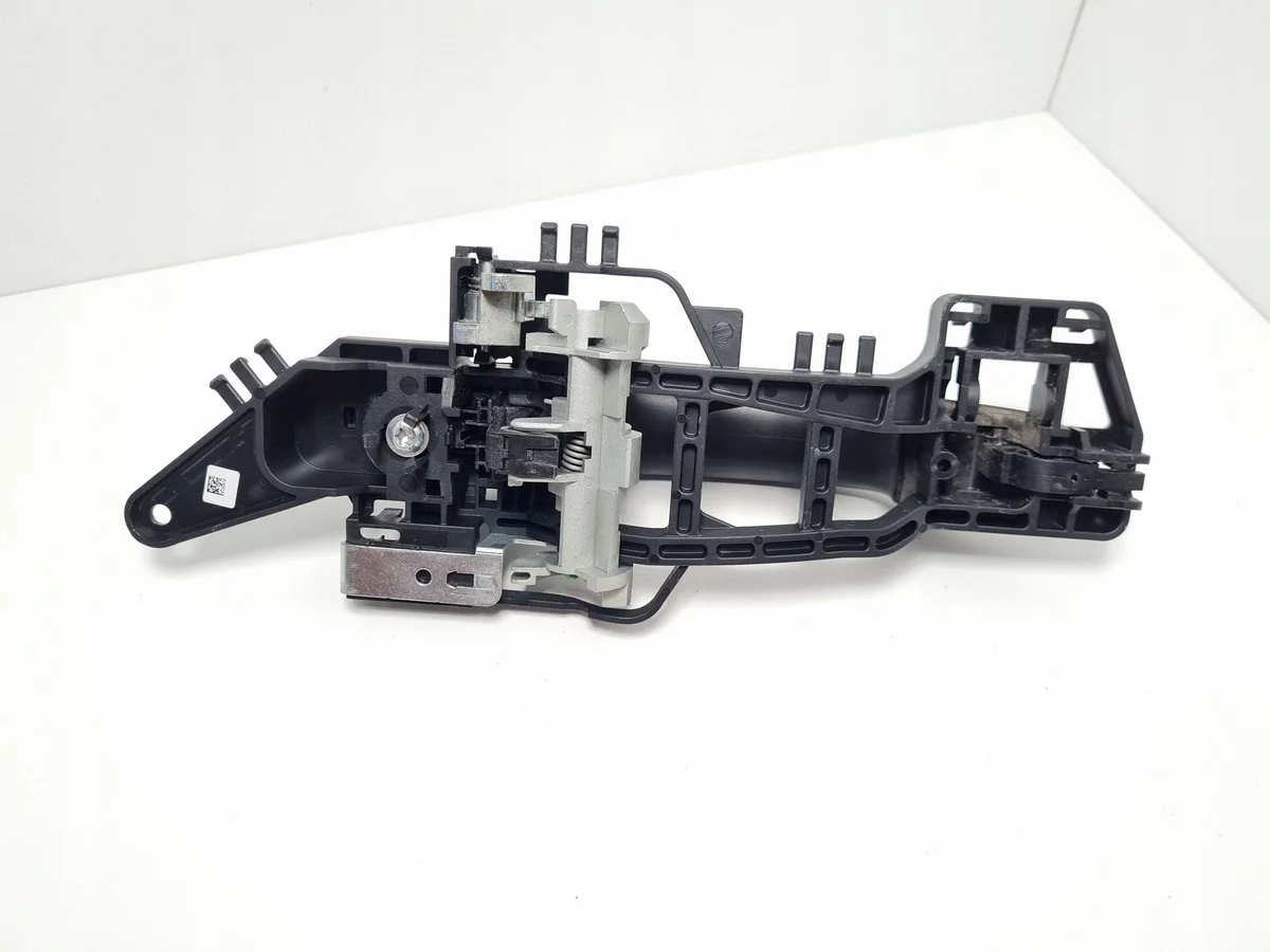 Ford Transit MkVIII handtag förstärkning höger image 7