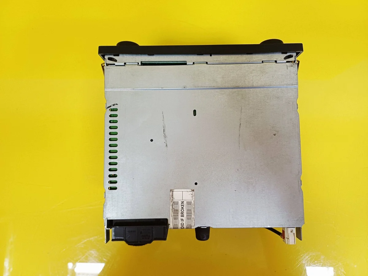 Rádio CD VW Polo IV 9N 6Q0035152B Usado image 8