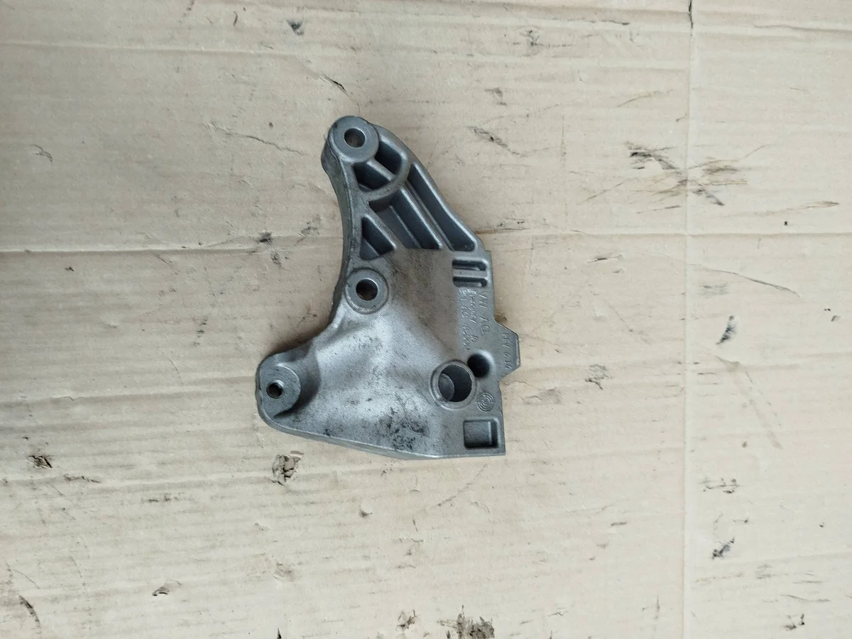 Suporte Câmbio Audi A3 8Y 1K0199118CK Usado