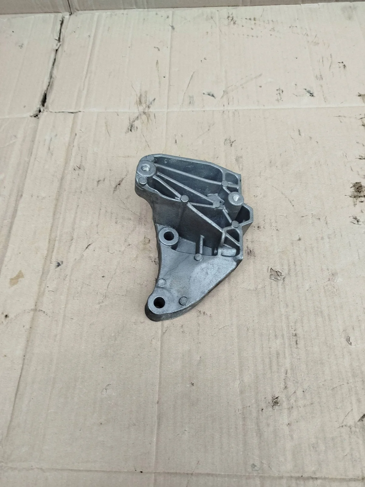 Supporto motore Audi A3 8Y 1K0199118CK image 8