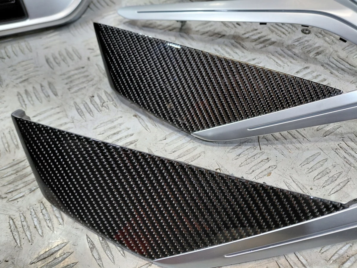 Molduras Interiores BMW X5 G05 Carbono image 3