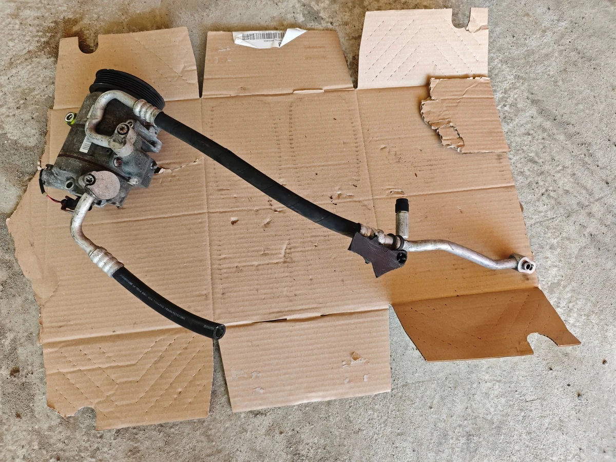 Skoda AC Compressor 6Q0820808B Used