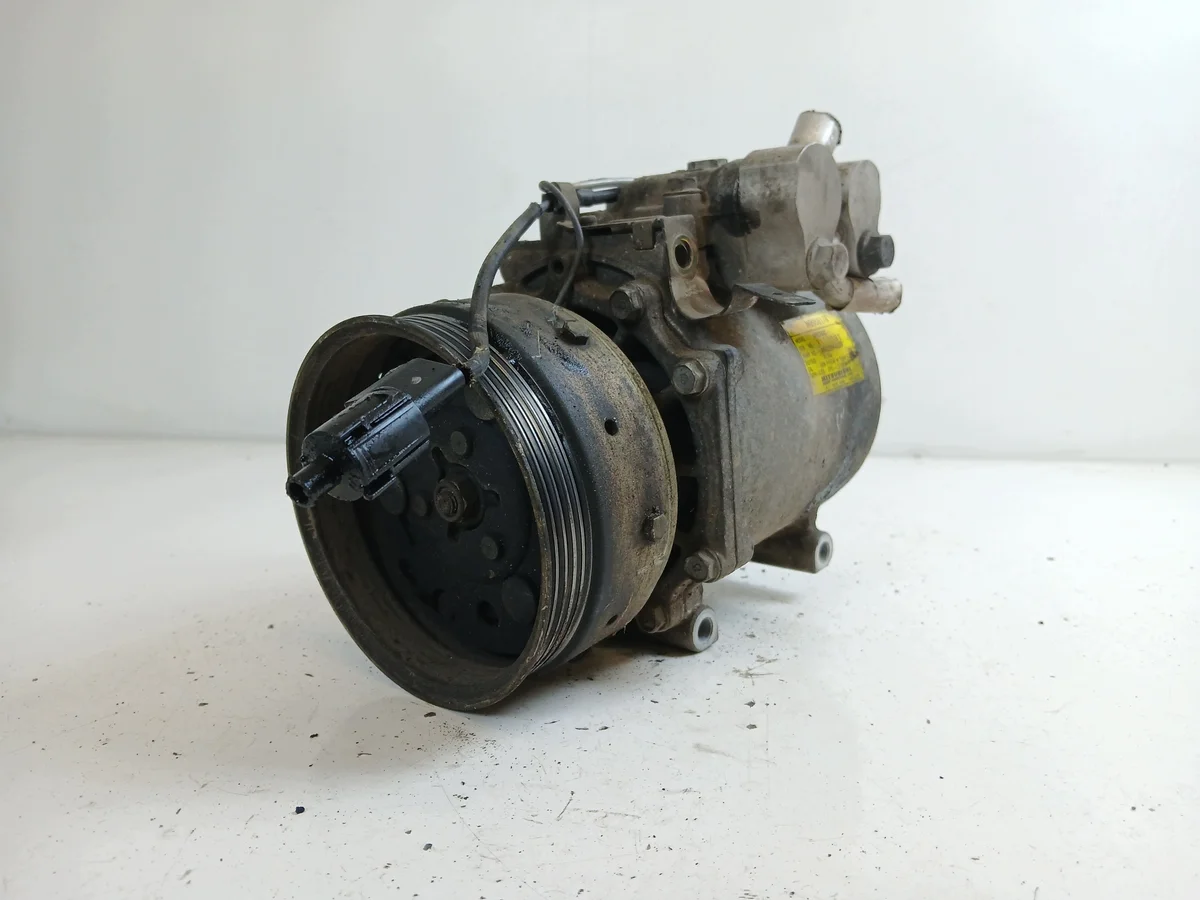 Compresor A/C Mitsubishi Carisma 1.8 GDI MB958178