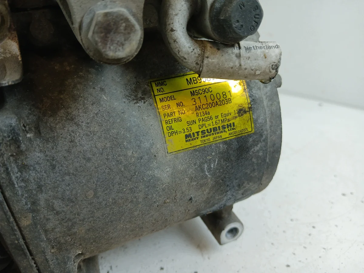 Compressor AC Mitsubishi Carisma 1.8 GDI Usado image 3