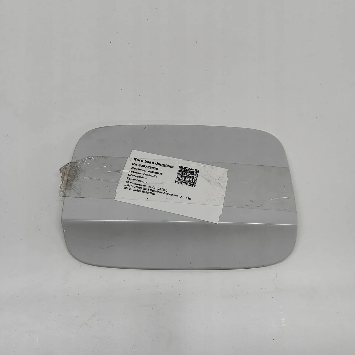 Audi Q3 Fuel Filler Flap 8U0809907 image 2