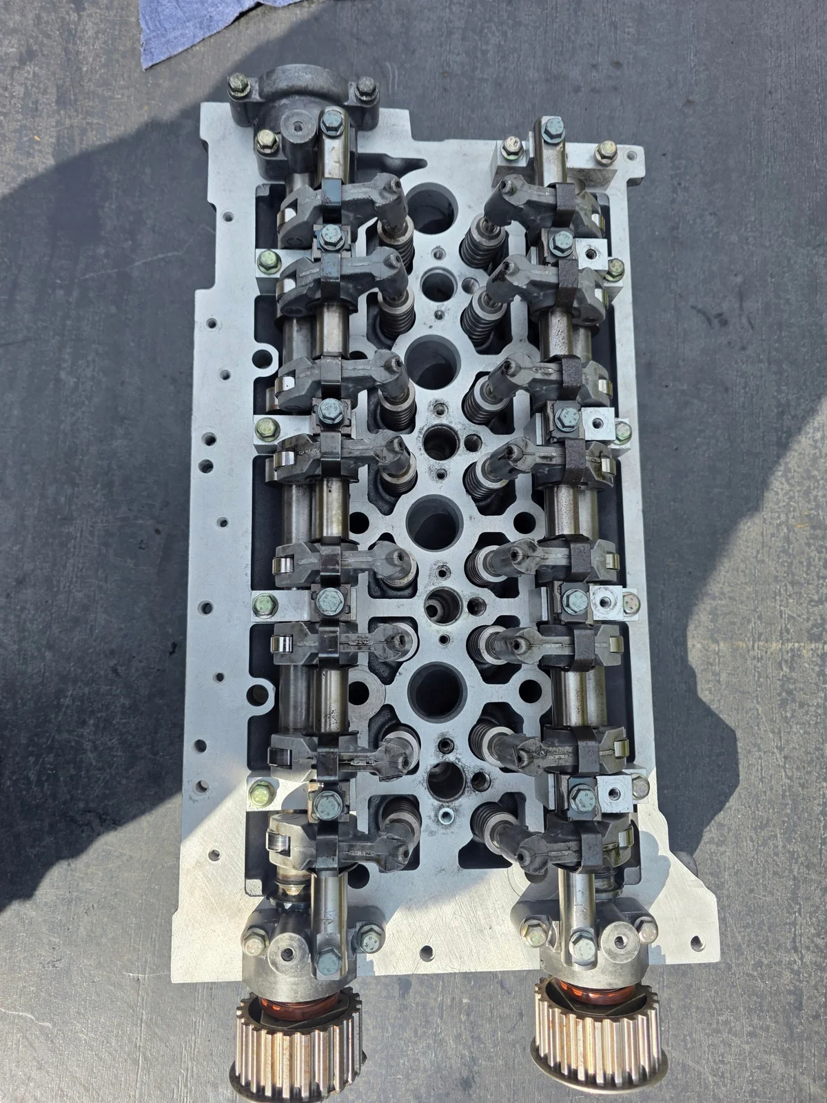 Opel OE 8200005876 Cylinder Head - Used