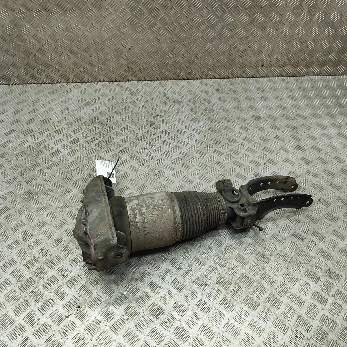 Luftfjädring Fram Höger Audi Q7 7L8616040G