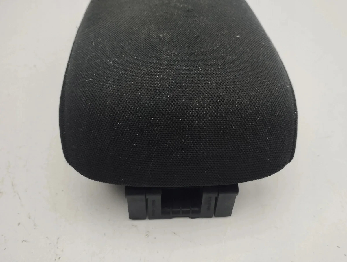 Toyota RAV 4 (XA30) 2008 middenconsole armleuning image 3