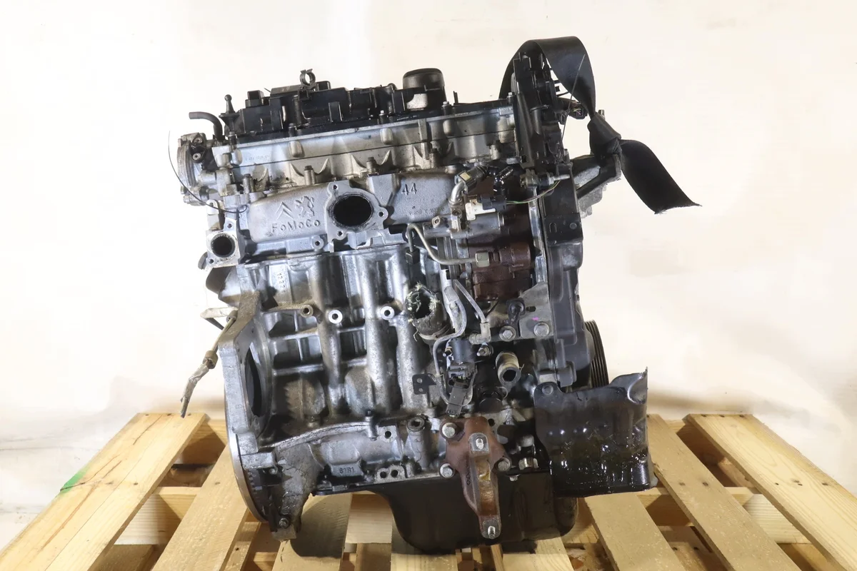 Motor Volvo V40 II 1.6D2 D4162T Använd