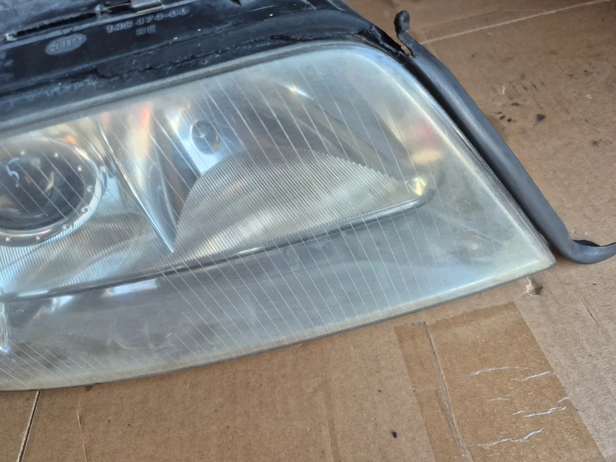 Phare avant droit Audi A6 C5 1997-2001 image 4