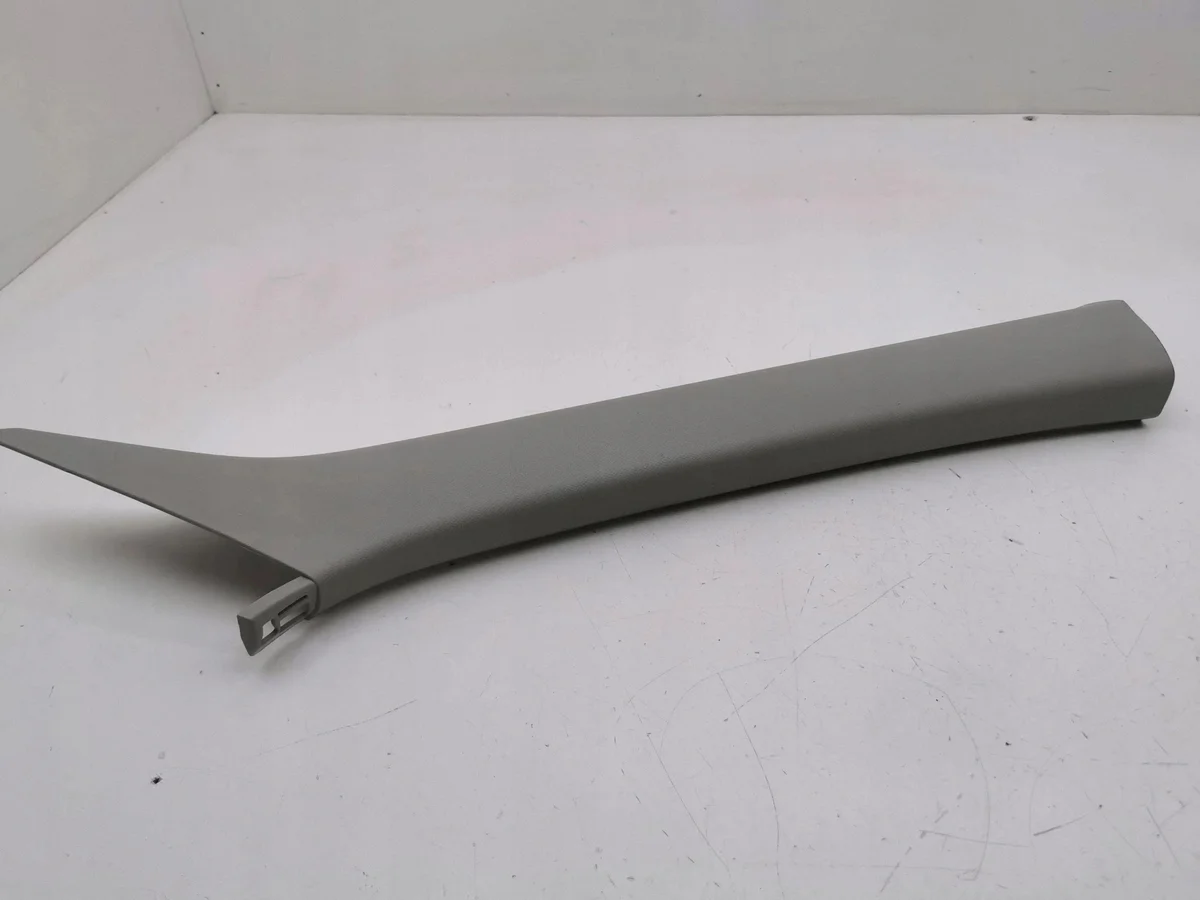 VW Tiguan 2020 A-stolpe täckpanel höger 5NA867234
