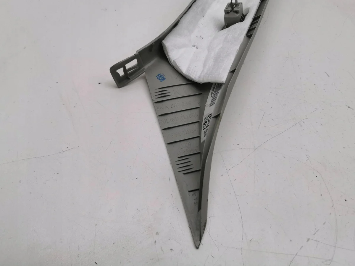 VW Tiguan 2020 A-stolpe täckpanel höger 5NA867234 image 8