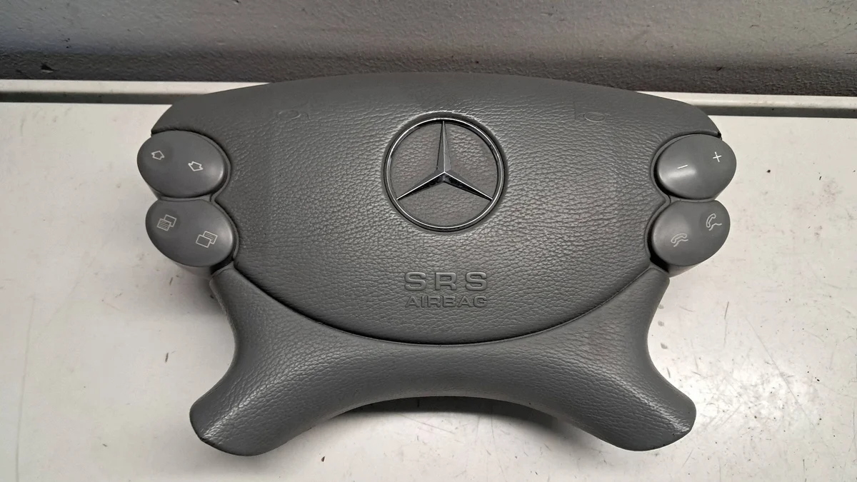 Mercedes CLK A209 C209 Airbag Fahrer 2304600798 image 7