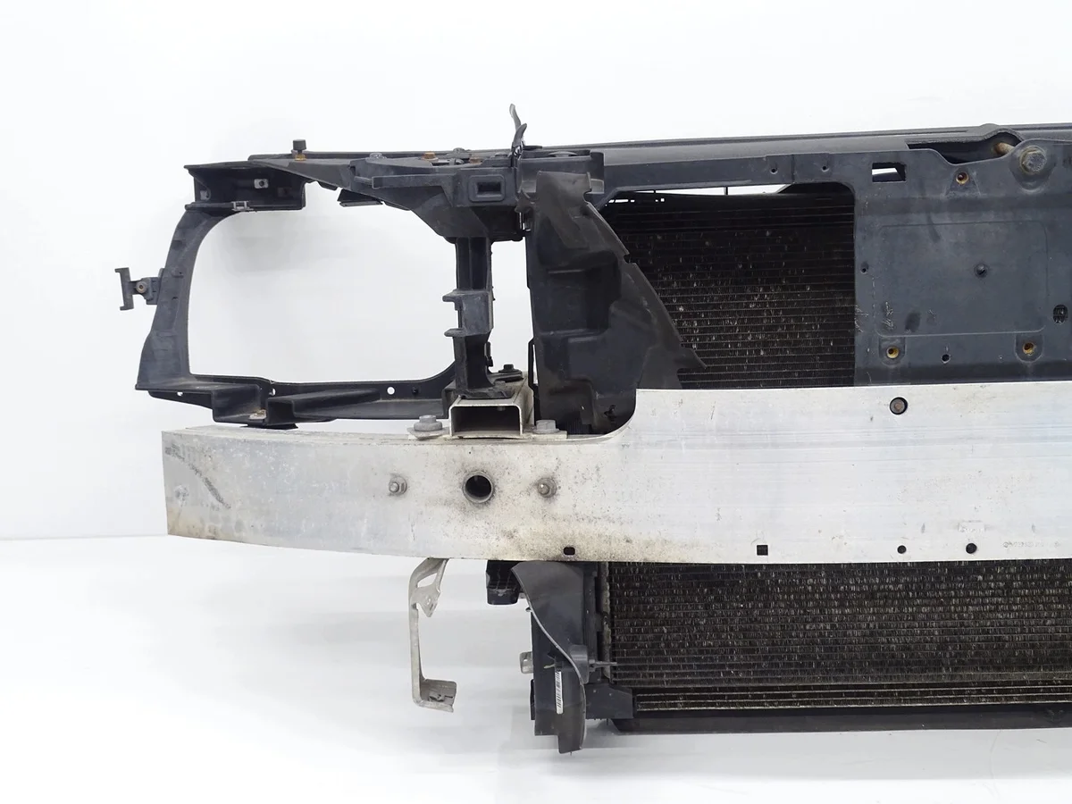 Verstärkung Kühlergrill W222 S-Klasse 3.0 CDI image 7