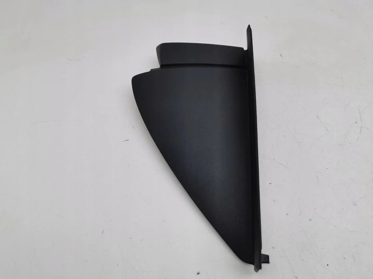 Seat Leon IV 2021 Sidopanel Instrumentbräda Höger