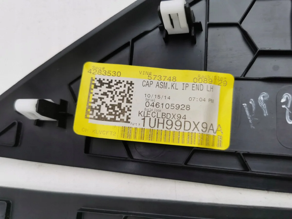 Jeep Cherokee 2015 Seitenverkleidung Armaturenbrett image 4