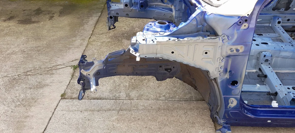 Toyota Yaris IV XP21 Linker Balk 00000789 image 3