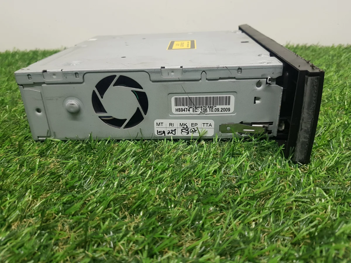 Radio Audi Q7 4L0035670 Gebruikt image 5