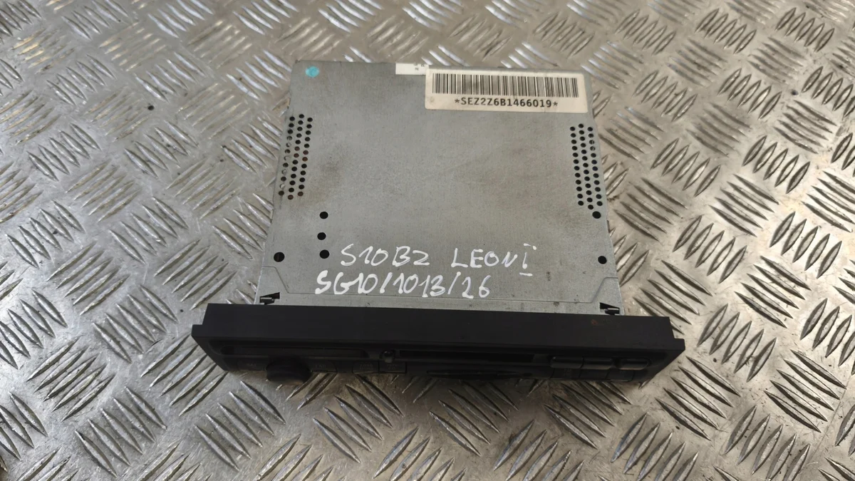 Radio Seat Leon I 2001 1M0035186F image 5