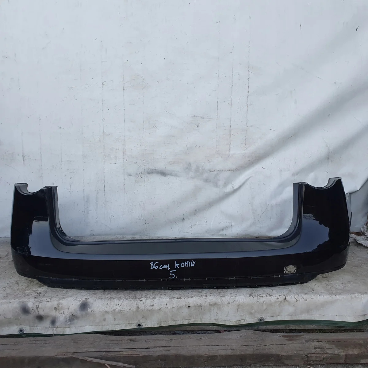 VW Passat B6 Wagon Rear Bumper 3C9807421 image 2