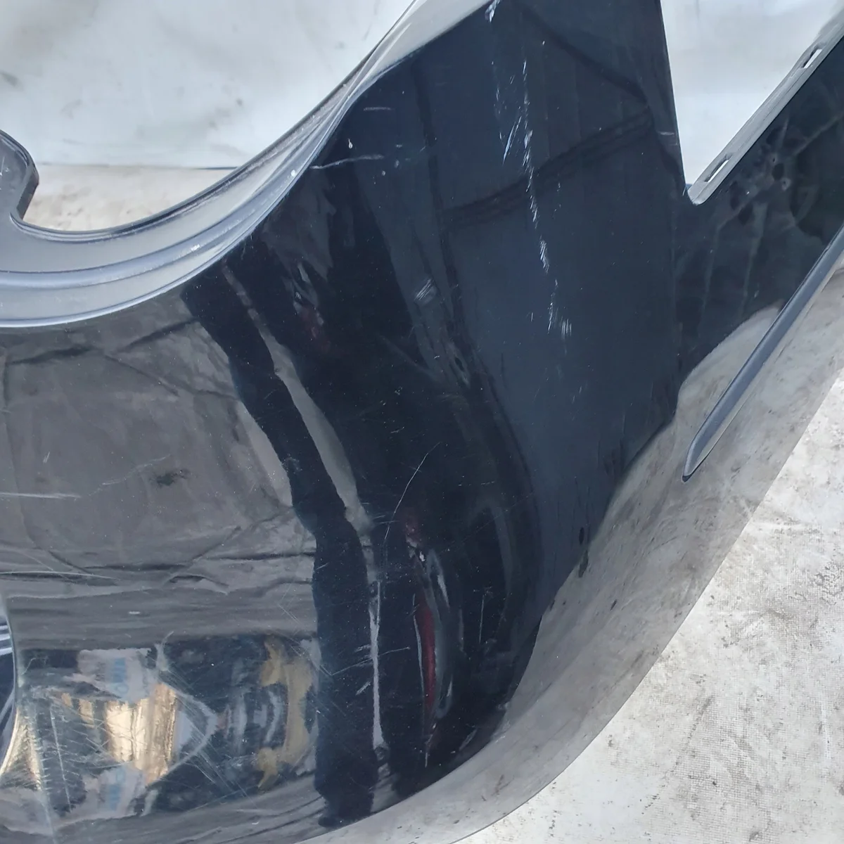 VW Passat B6 Wagon Rear Bumper 3C9807421 image 3