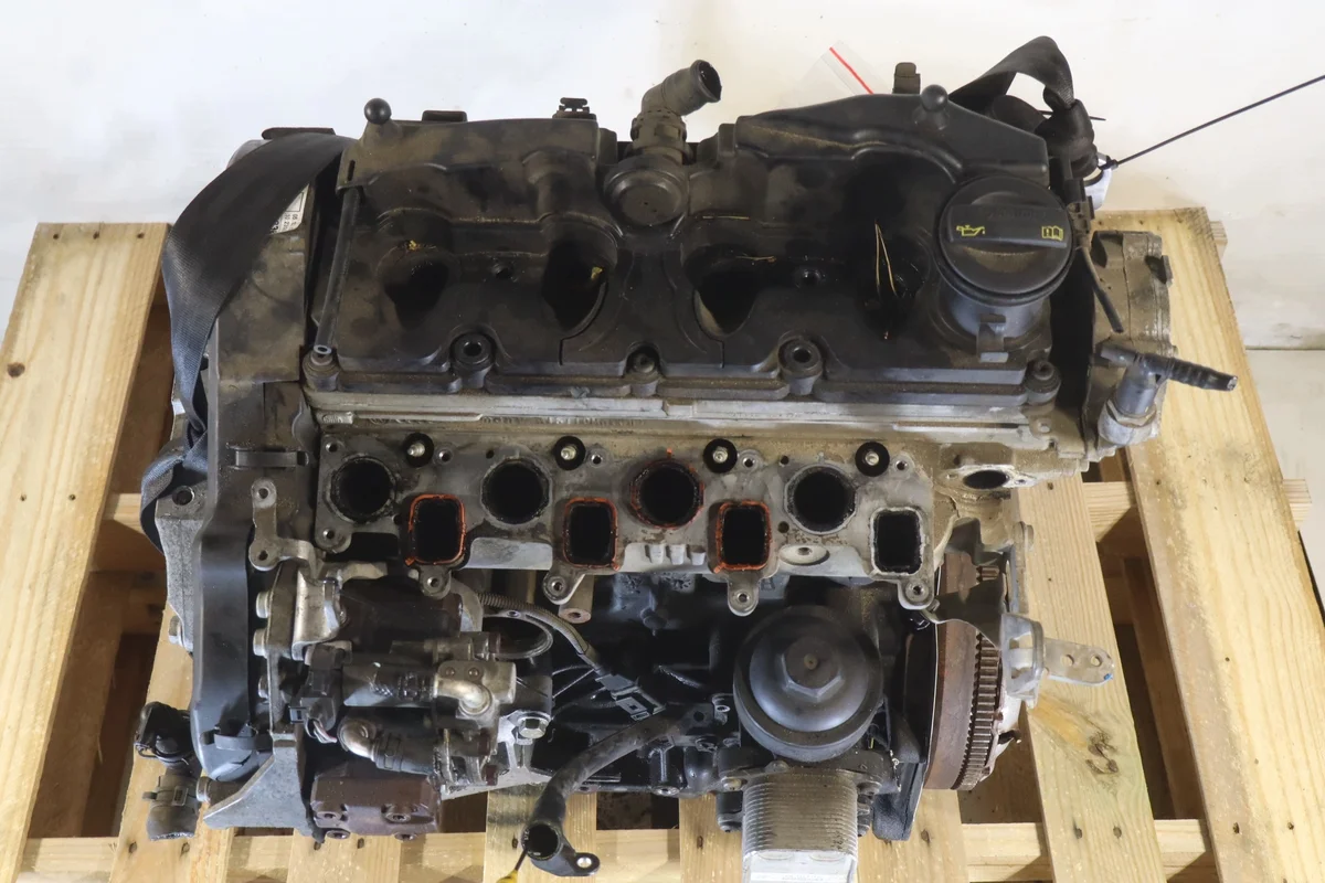 Motor Volkswagen Caddy III 1.6TDI CAYY image 6