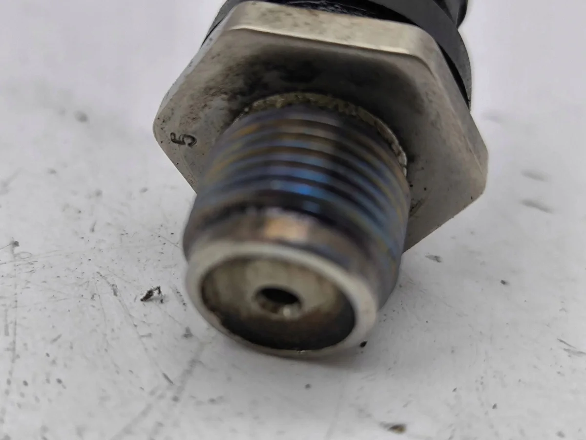 Capteur Pression Carburant Volvo XC60 2.4L Diesel image 6