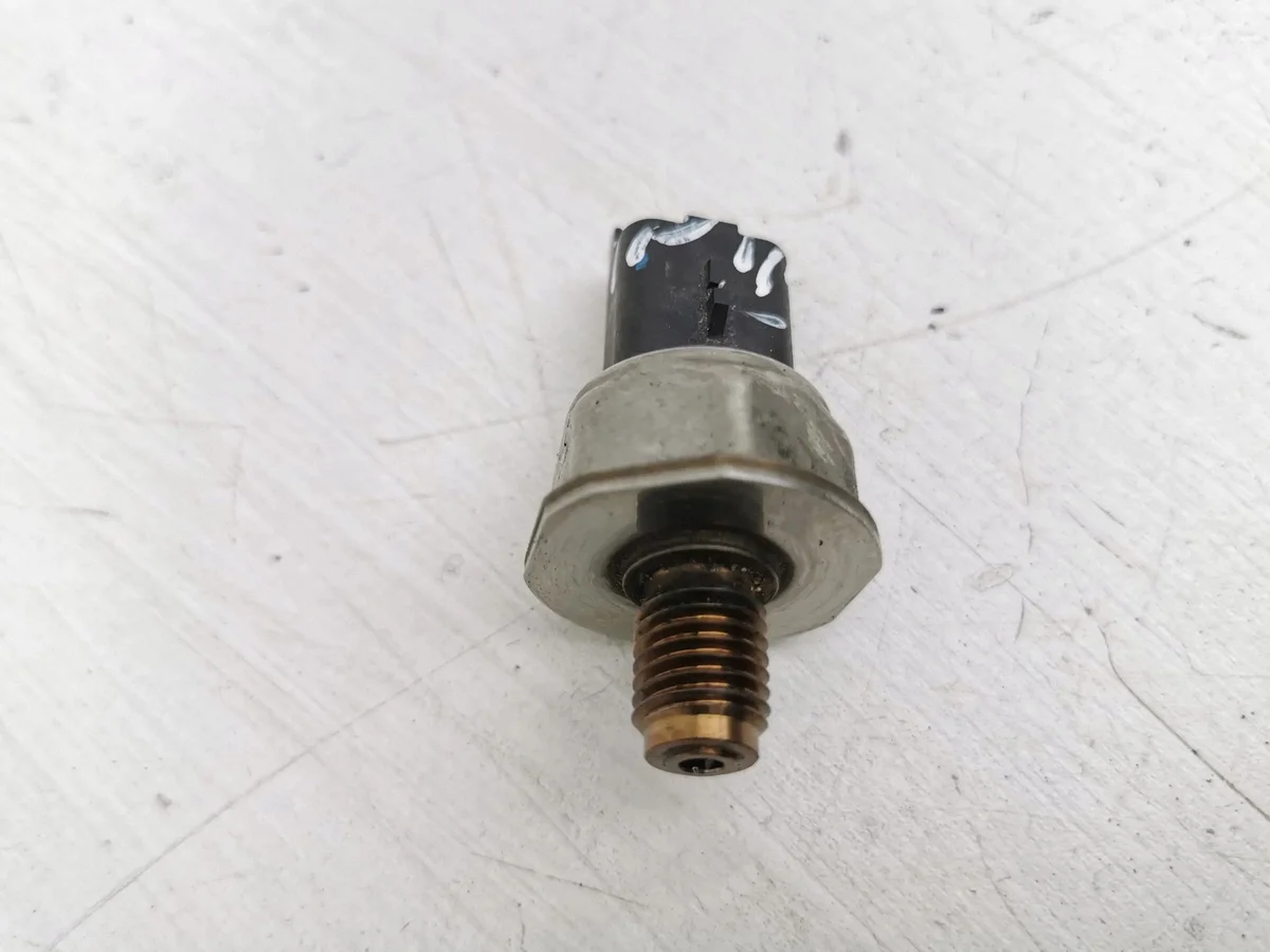Bränsletrycksensor Ford Focus MK2 1.6 TDCI image 6