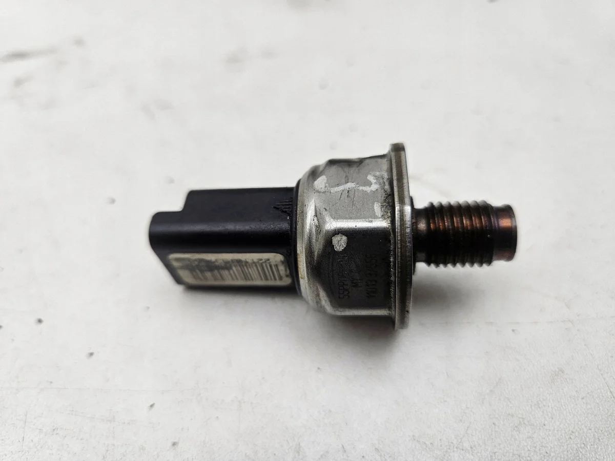 Peugeot 508 2011 Fuel Pressure Sensor 55PP0603 image 5