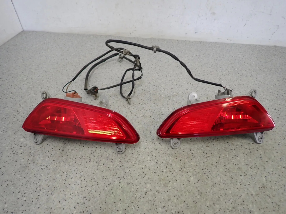 Luz Antiniebla Trasera Hyundai IX20 HB 92405-1K0