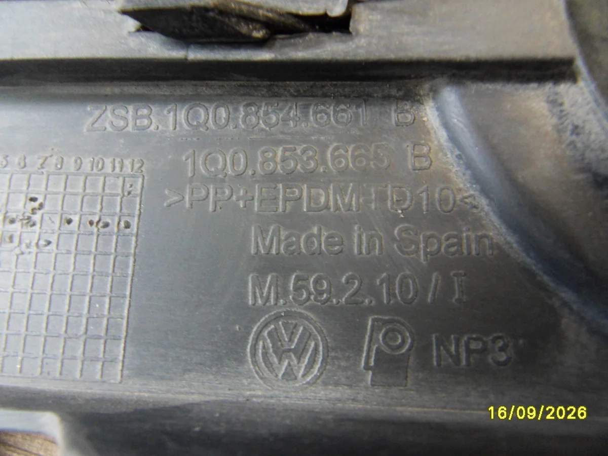 VW Eos etupuskurin ritilä vasen 1Q0854661B image 6