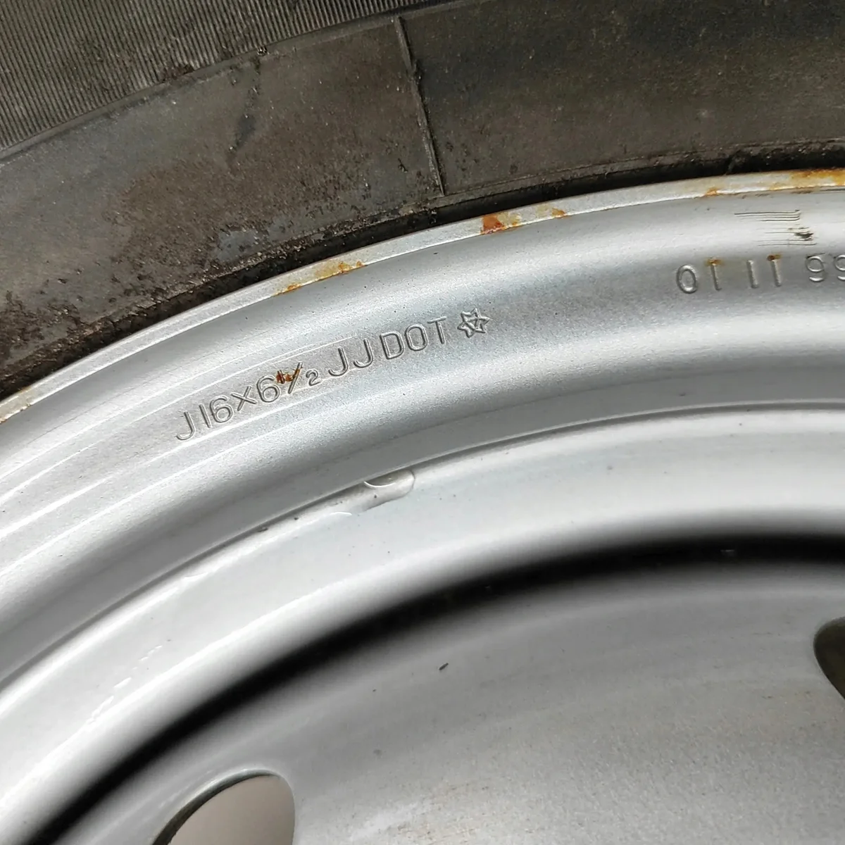 Used Subaru Forester Spare Wheel 28111FC070 image 7