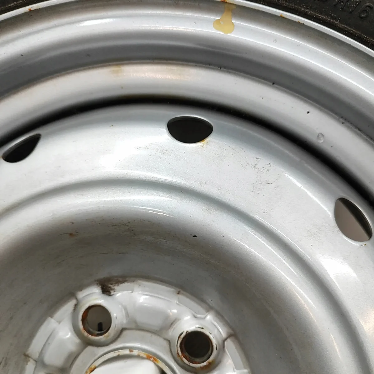 Used Subaru Forester Spare Wheel 28111FC070 image 9