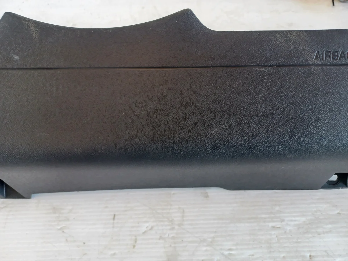 Volvo V40 II Knie-Airbag gebraucht image 3