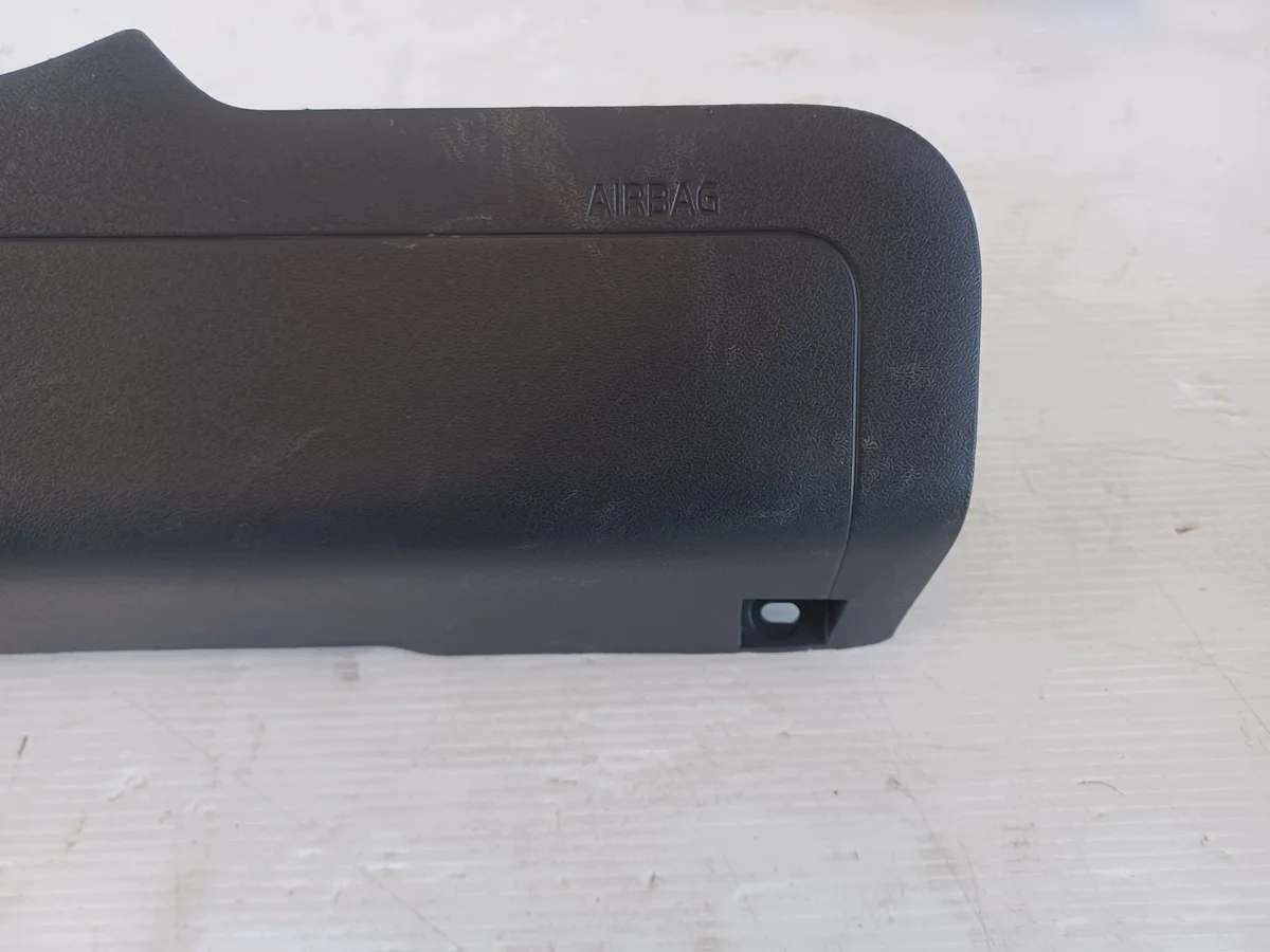 Volvo V40 II Knie-Airbag gebraucht image 4