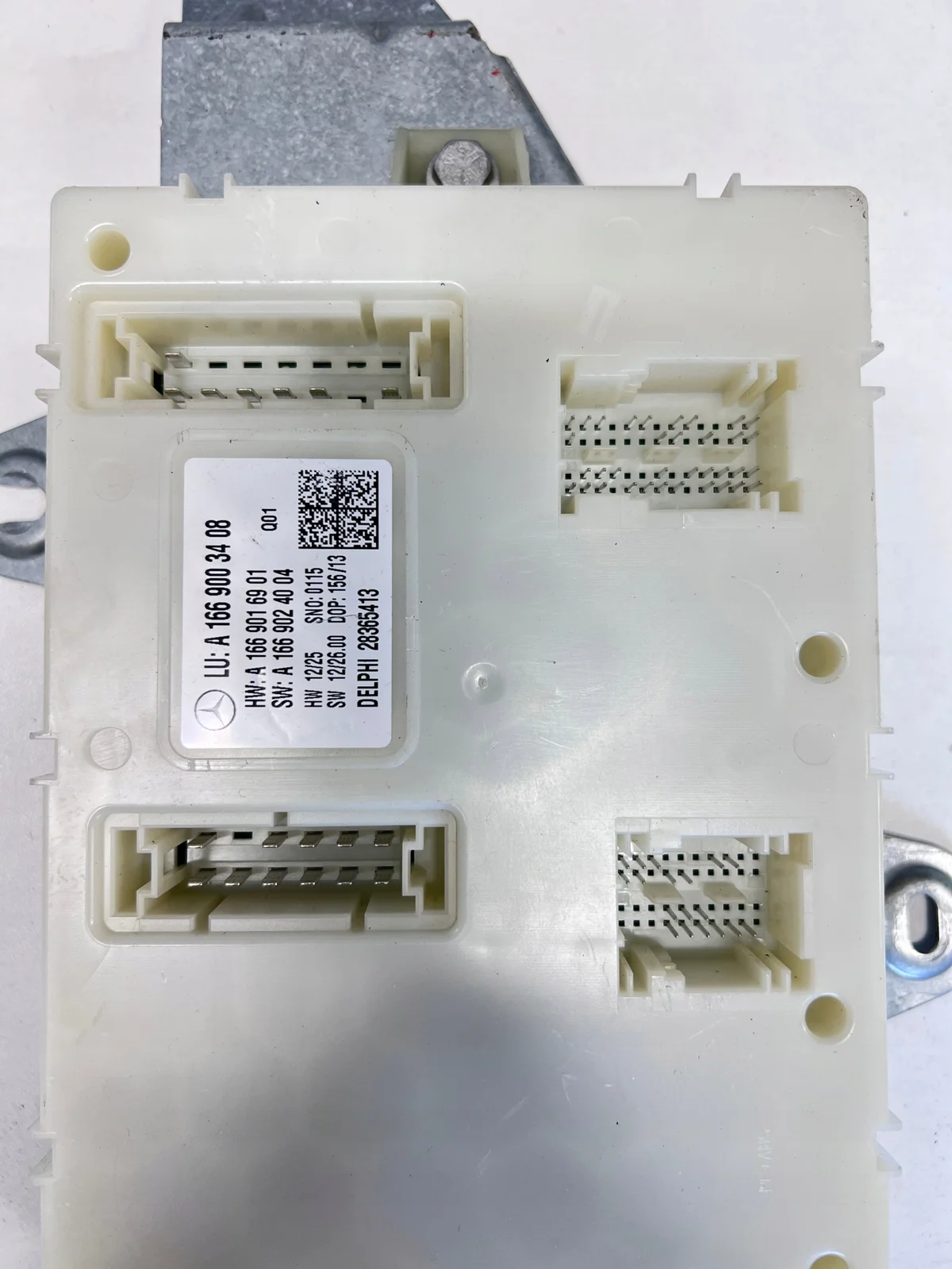 Mercedes A1669003408 Comfort Control Module