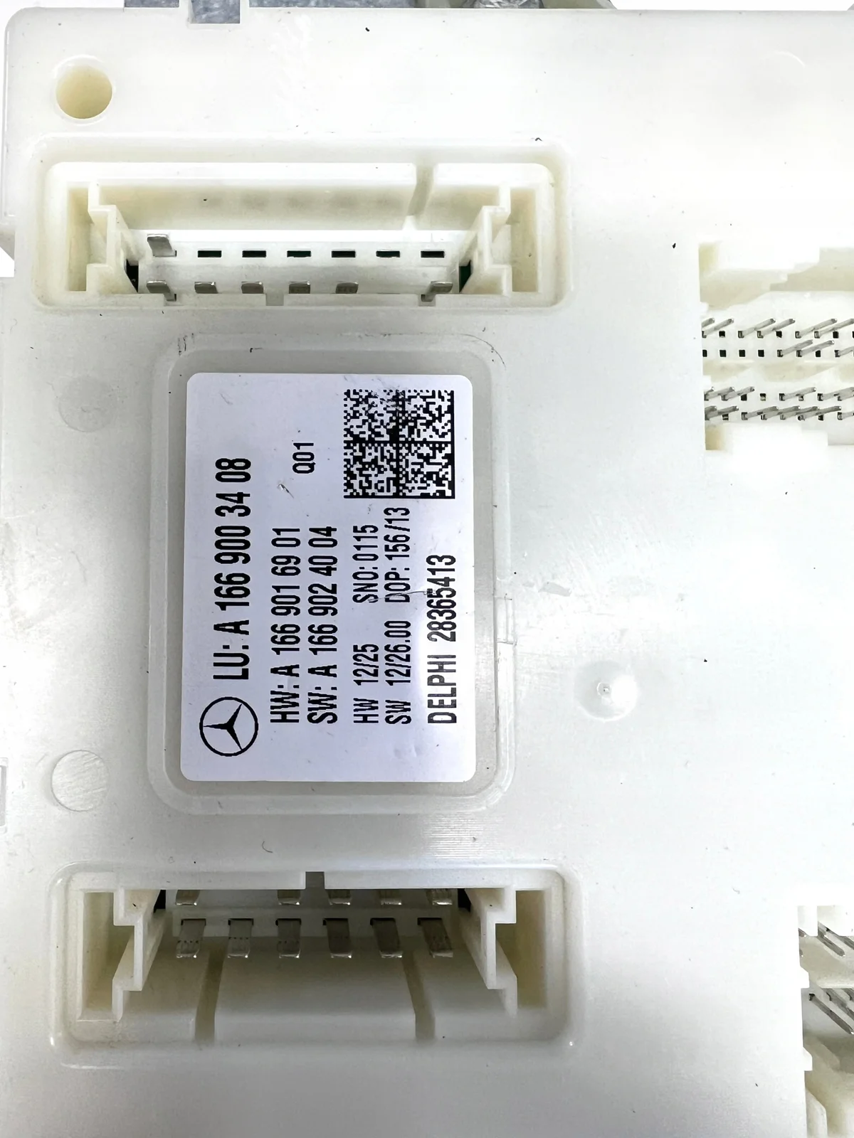 Mercedes A1669003408 Comfort Control Module image 4
